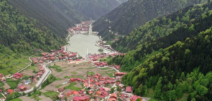 Dünyaca ünlü turizm merkezi Uzungöl’de Kovid-19 sessizliği