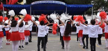 Trabzon’da 23 Nisan Ulusal Egemenlik ve Çocuk Bayramı kutlandı