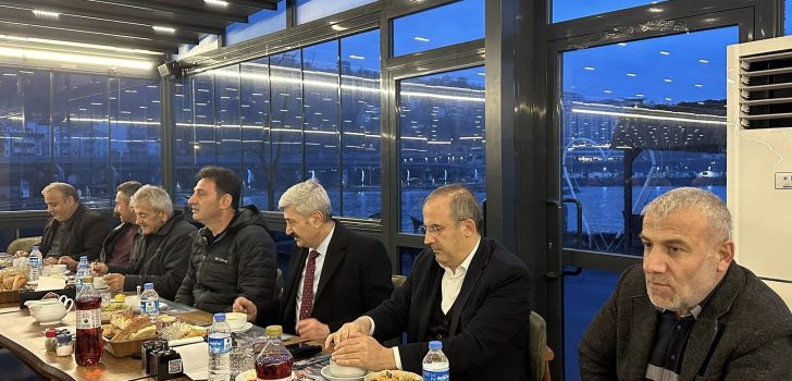 Başkan Çebi, Muhtarlarla İftar Sofrasında Buluştu