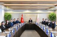Bakan Uraloğlu, Trabzon Büyükşehir Belediyesi Gençlik Meclisi Heyetini Ağırladı