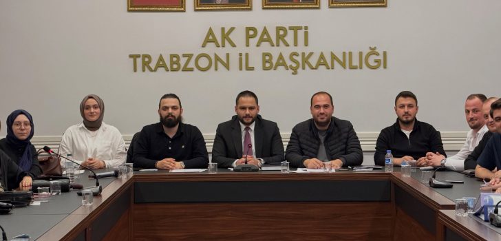 AK Parti Trabzon İl Başkanlığı Haftalık Yürütme Kurulu Toplantısını Gerçekleştirdi