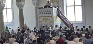 İl Müftüsü Dr. İsmail Çiçek, Hanife Hatun Camii’nde Cuma Namazını Kıldırdı