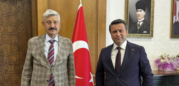 Araklı Belediye Başkanı Çebi, Yomra Kaymakamı Oğuzhan Ocak’ı Ziyaret Etti