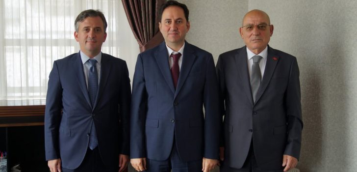 TESOB Başkanı Metin Kara’dan Vali Yardımcılarına ziyaret TESOB Başkanı Metin Kara’dan Vali Yardımcılarına ziyaret